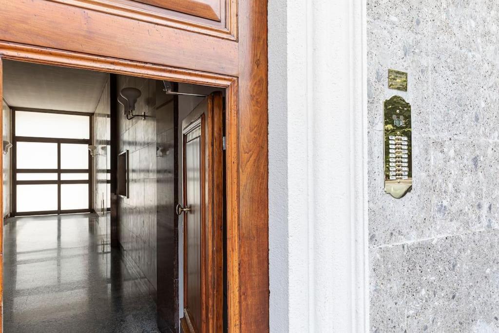 {Porta Venezia-Milano Centrale} Luxury Apartment Екстериор снимка